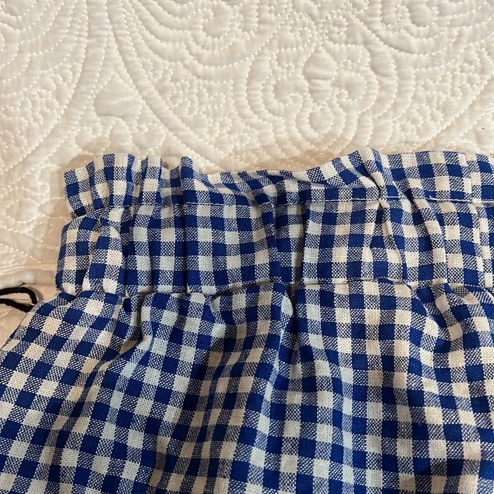 Banjara shorts, size small, NWT‎